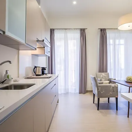 Welldone Cathedral Apartment